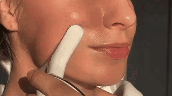 DERMAWELL 3-in-1 LED Facial Sculptor + 4 FREE Gifts