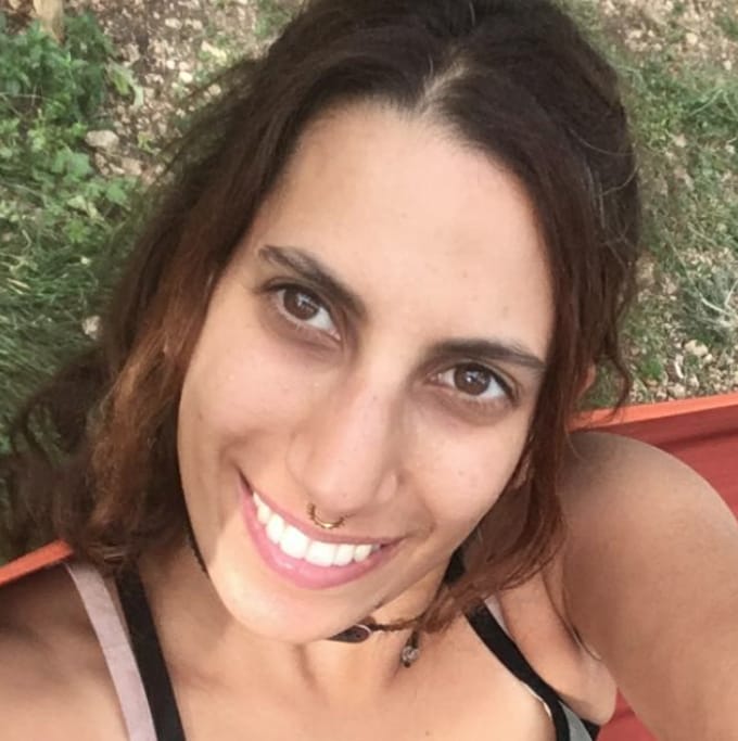 9c019cfe-5b0a-42f6-838a-20f9aaab2e26.Romy