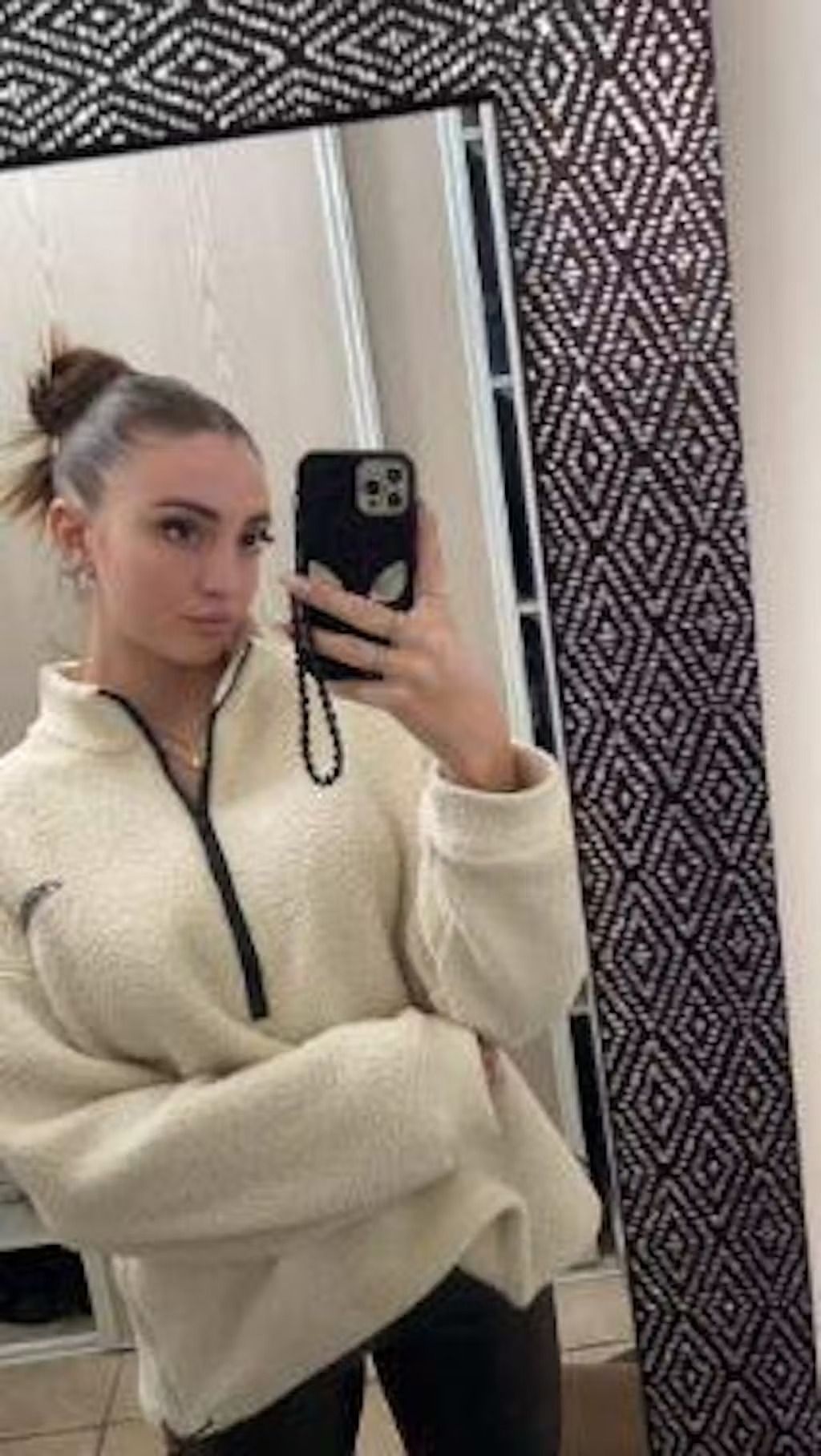 d947f285-d021-48bd-ba67-753712f9755a.1750684674__0__A1GqZGIT__Review_8__original