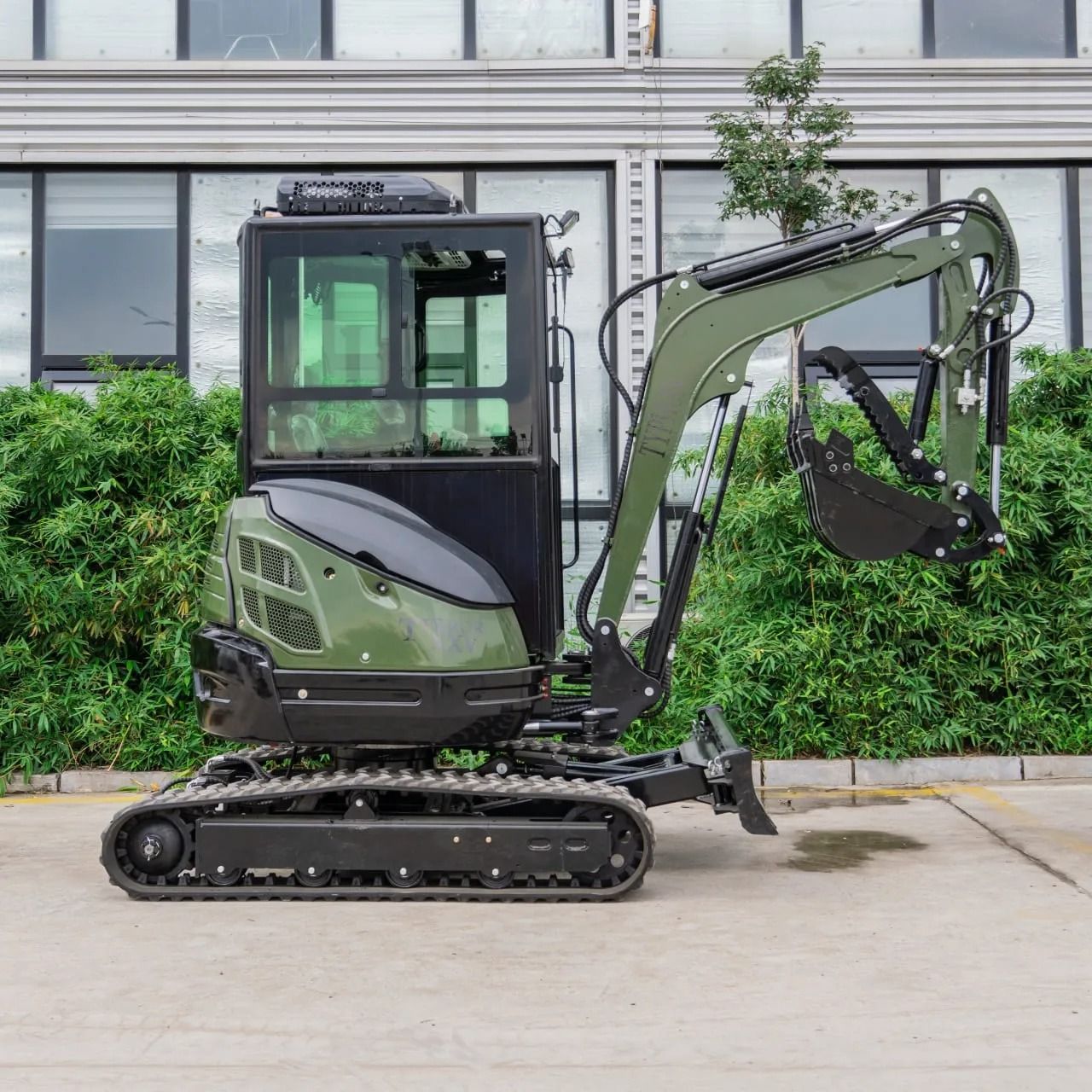 TYPHON TERROR XXV 2.7 Ton Mini Excavator